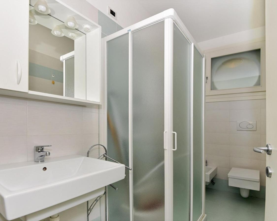 Residence Gianka - Agenzia Cocal Каорле Екстериор снимка