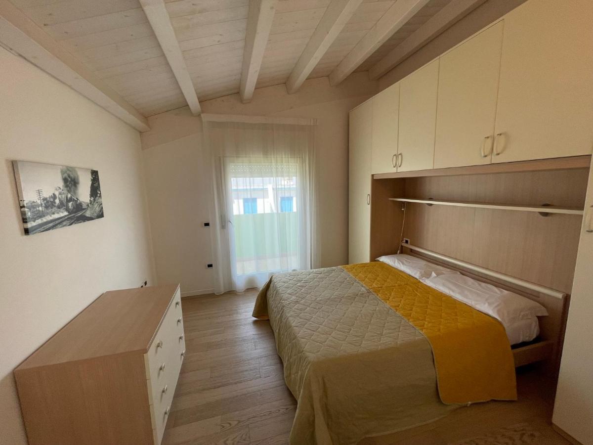 Residence Gianka - Agenzia Cocal Каорле Екстериор снимка
