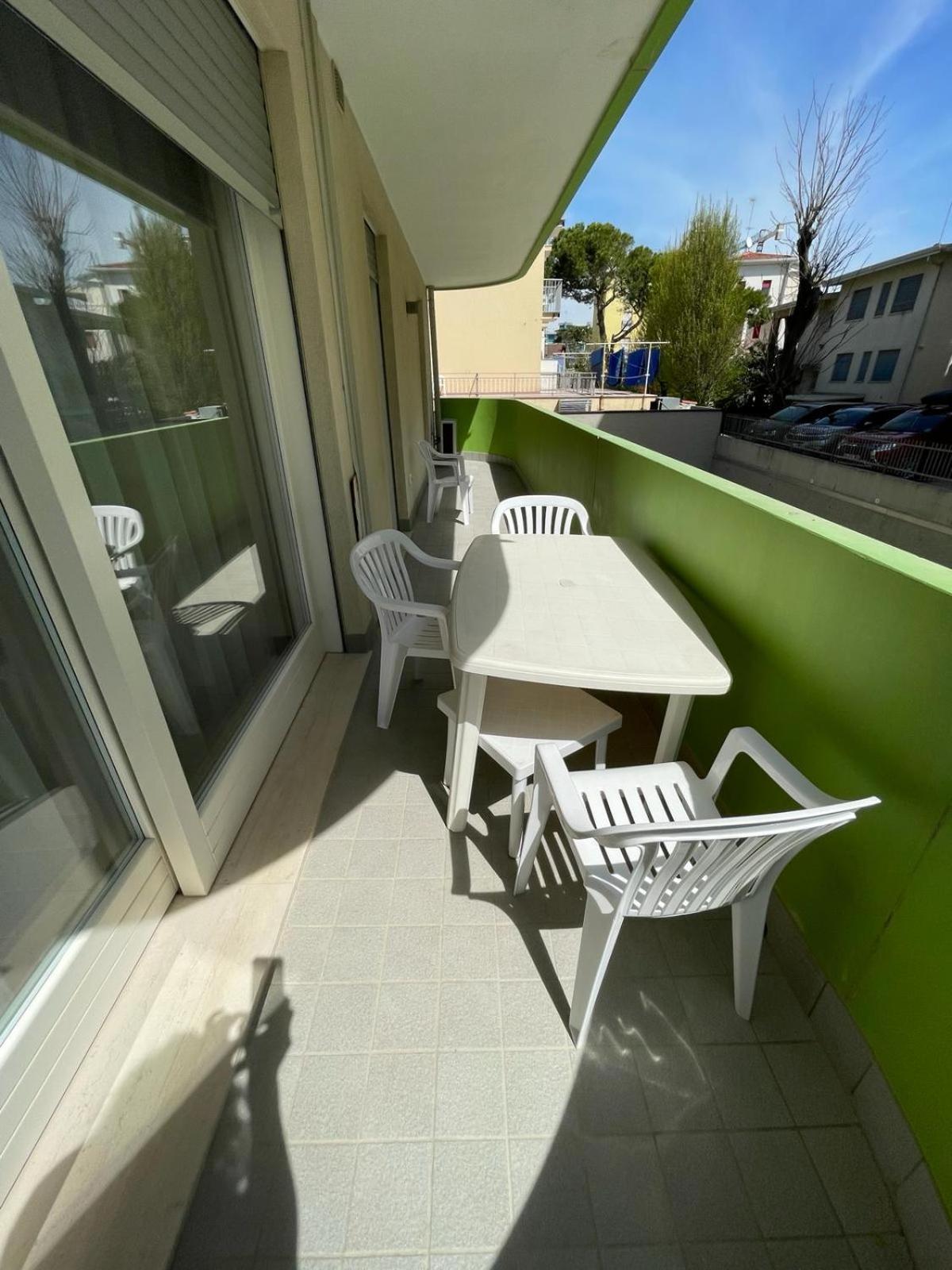 Residence Gianka - Agenzia Cocal Каорле Екстериор снимка